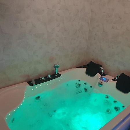 Apartamento Buenavista Con Jacuzzi Y Jardin Privado En Abadia Ngoại thất bức ảnh